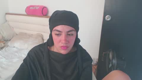 Snapshot of maryam_arabicmilk chatting on 01.16.25 maryam_arabicmilk online show from 01.16.25