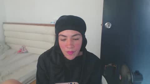 Snapshot of maryam_arabicmilk chatting on 01.25.25 maryam_arabicmilk online show from 01.25.25