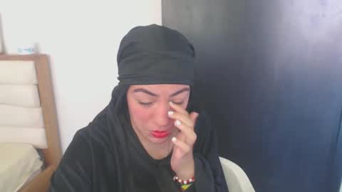 Snapshot of maryam_arabicmilk chatting on 02.04.25 maryam_arabicmilk online show from 02.04.25
