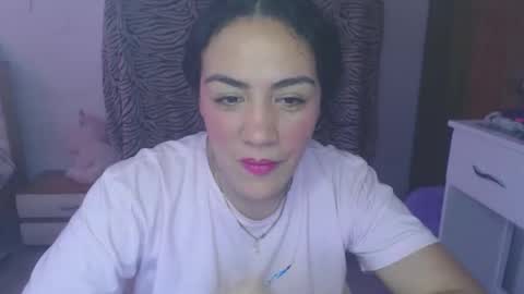 Snapshot of maryam_arabicmilk chatting on 10.19.25 maryam_arabicmilk online show from 10.19.25