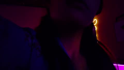     online show from 05.11.26