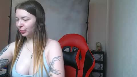 MaryHotLoves online show from 09.20.25