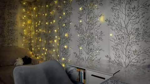 Snapshot of marylou_ chatting on 11.10.25 Mary Lou online show from 11.10.25