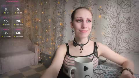 Mary Lou online show from 05.06.26