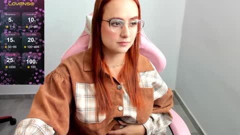 Dulce Maria online show from 12.11.24