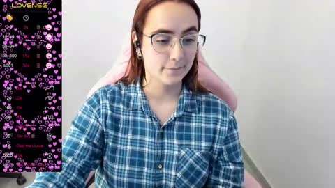 Dulce Maria online show from 02.11.25