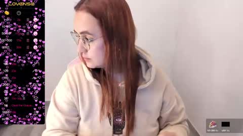 Dulce Maria online show from 02.19.25