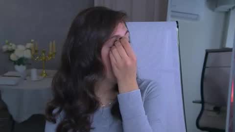 Snapshot of marymillerr chatting on 11.08.25 Mary Miller online show from 11.08.25