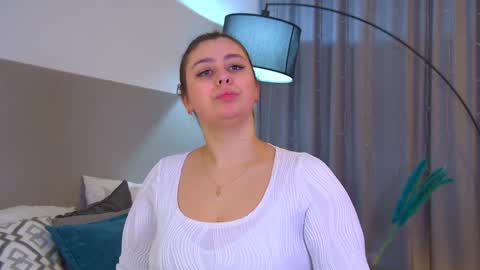 MaryMurrays online show from 11.17.25