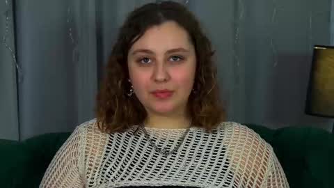 Snapshot of marymurrays chatting on 02.05.26 MaryMurrays online show from 02.05.26