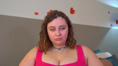 Snapshot of marymurrays chatting on 03.11.26 MaryMurrays online show from 03.11.26