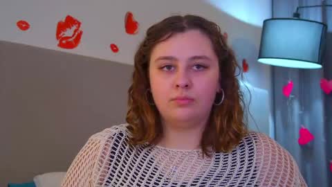 Snapshot of marymurrays chatting on 03.22.26 MaryMurrays online show from 03.22.26