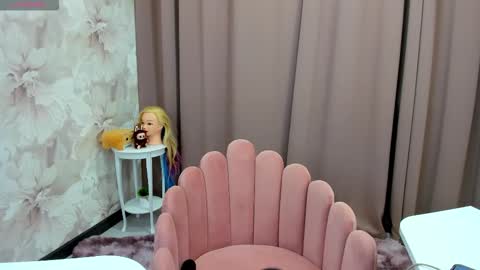 Luucy UTC1 Mon Tue Wed Thu Fri 0500-1130 online show from 10.10.25