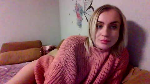 Snapshot of maryyemm chatting on 01.03.25 maryyemm online show from 01.03.25