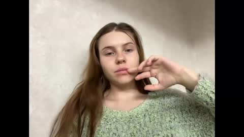 MaryYourr online show from 11.14.25