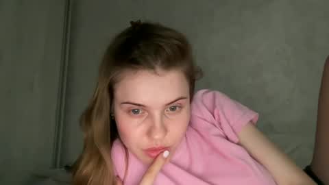 Snapshot of maryyourr chatting on 06.30.26 MaryYourr online show from 06.30.26