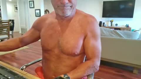 mascmuscle49 online show from 04.01.26