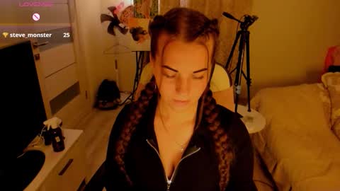 Snapshot of masha179807 chatting on 10.09.25 Masha online show from 10.09.25