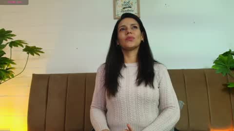 Snapshot of mashapink chatting on 06.18.26 MashaPink online show from 06.18.26