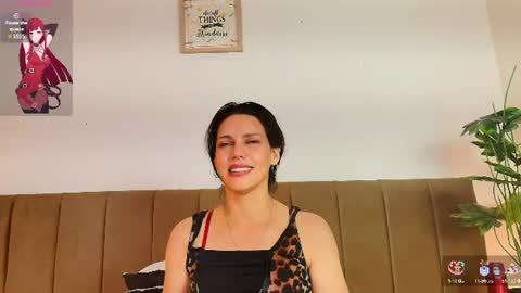 Snapshot of mashapink chatting on 06.25.26 MashaPink online show from 06.25.26