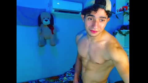 Snapshot of mask_david chatting on 09.16.25 mask_david online show from 09.16.25