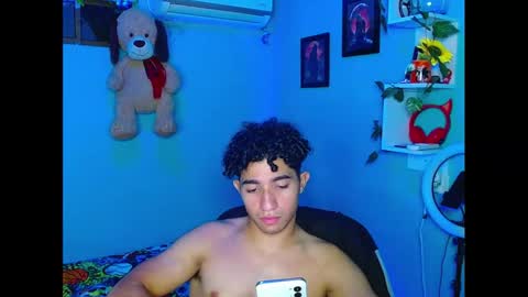 Snapshot of mask_david chatting on 10.17.25 mask_david online show from 10.17.25