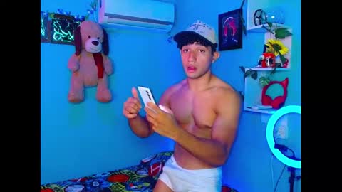 Snapshot of mask_david chatting on 10.17.25 mask_david online show from 10.17.25