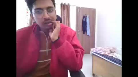 maskboyz2003 online show from 12.17.24