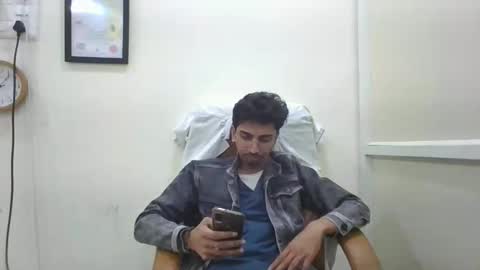 maskboyz2003 online show from 02.06.25