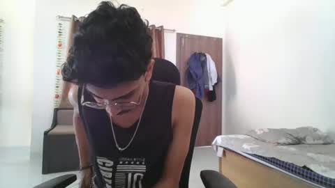 maskboyz2003 online show from 02.07.25