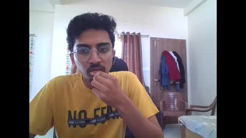 maskboyz2003 online show from 02.13.25