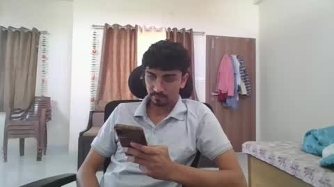 maskboyz2003 online show from 02.21.25