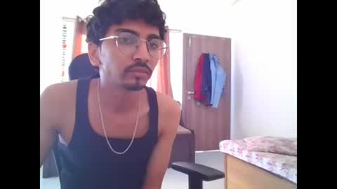 maskboyz2003 online show from 02.26.25