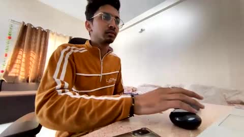 Mask Boy online show from 12.17.24