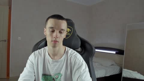 Snapshot of mason_warhol chatting on 12.27.24 Mason online show from 12.27.24