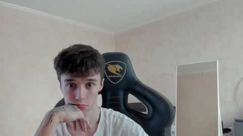 Snapshot of mason_warhol chatting on 02.10.26 Mason online show from 02.10.26