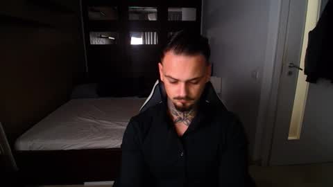 Snapshot of masondune chatting on 10.19.25 MasonDune online show from 10.19.25