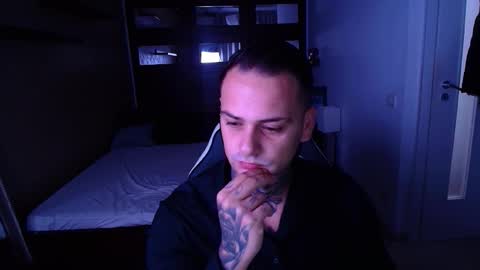 Snapshot of masondune chatting on 10.21.25 MasonDune online show from 10.21.25