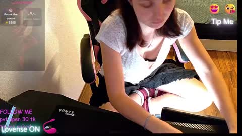 Snapshot of massageofyourlife chatting on 01.18.25 Queeny Kathy Online at 2030 MEZ Sunday Wednesday online show from 01.18.25