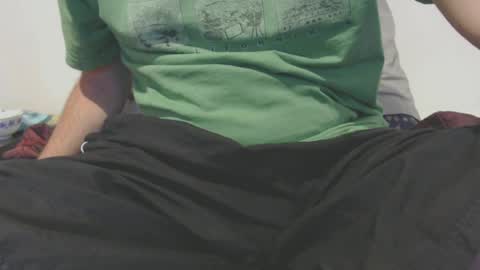 Snapshot of massagermike chatting on 06.24.26 massagermike online show from 06.24.26