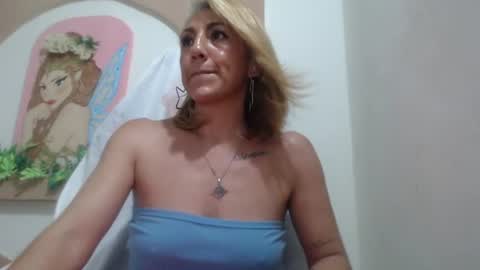 Snapshot of massielferretis chatting on 07.02.26 massiel ferreti online show from 07.02.26