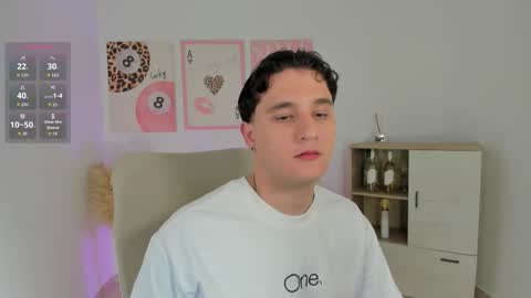 Snapshot of massimo_fiore chatting on 03.17.26 Massimo online show from 03.17.26