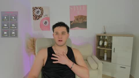 Snapshot of massimo_fiore chatting on 03.22.26 Massimo online show from 03.22.26