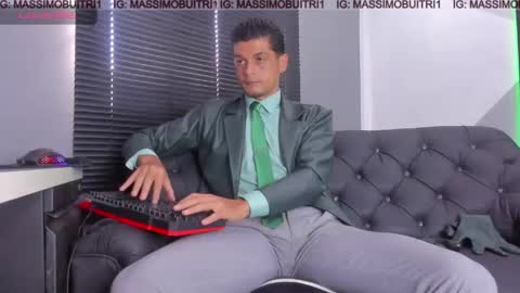 I am Massimo online show from 05.05.26
