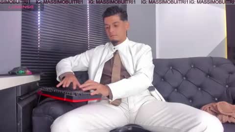 Snapshot of massimo_g chatting on 06.11.26 I am Massimo online show from 06.11.26
