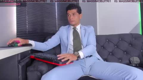 I am Massimo online show from 07.10.26