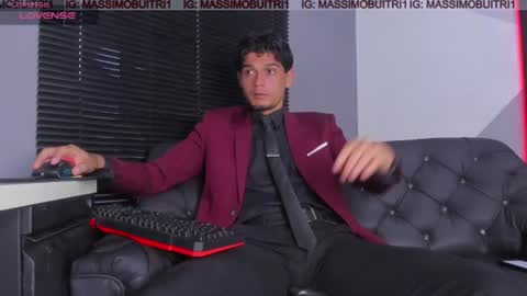 I am Massimo online show from 07.20.26