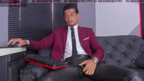 I am Massimo online show from 07.21.26