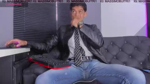 I am Massimo online show from 07.29.26