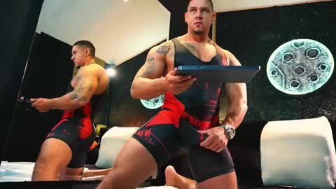 Snapshot of massimowalton2 chatting on 11.24.25 massimowalton2 online show from 11.24.25